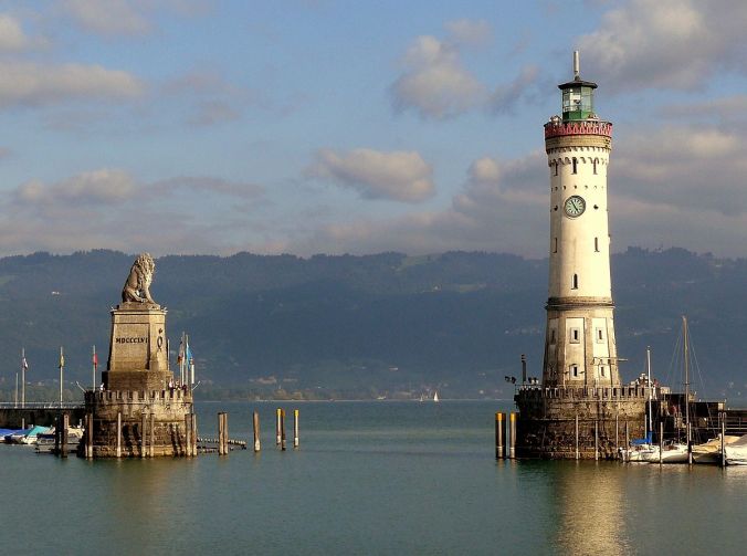 Lindau_Harbor_Lake_Constance_01